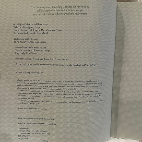 Luxury Yarn One-Skein Wonders Knitting Book edited by Judith Durant Soft Cover - Picture 2 of 5